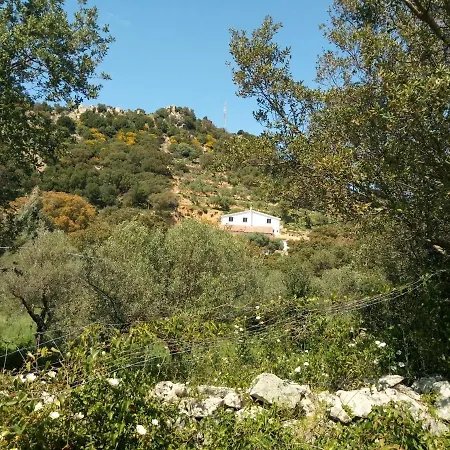 Il Nuraghe Oda ve Kahvaltı 3*