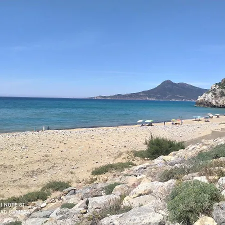 Il Nuraghe 住宿加早餐酒店 阿勃丝